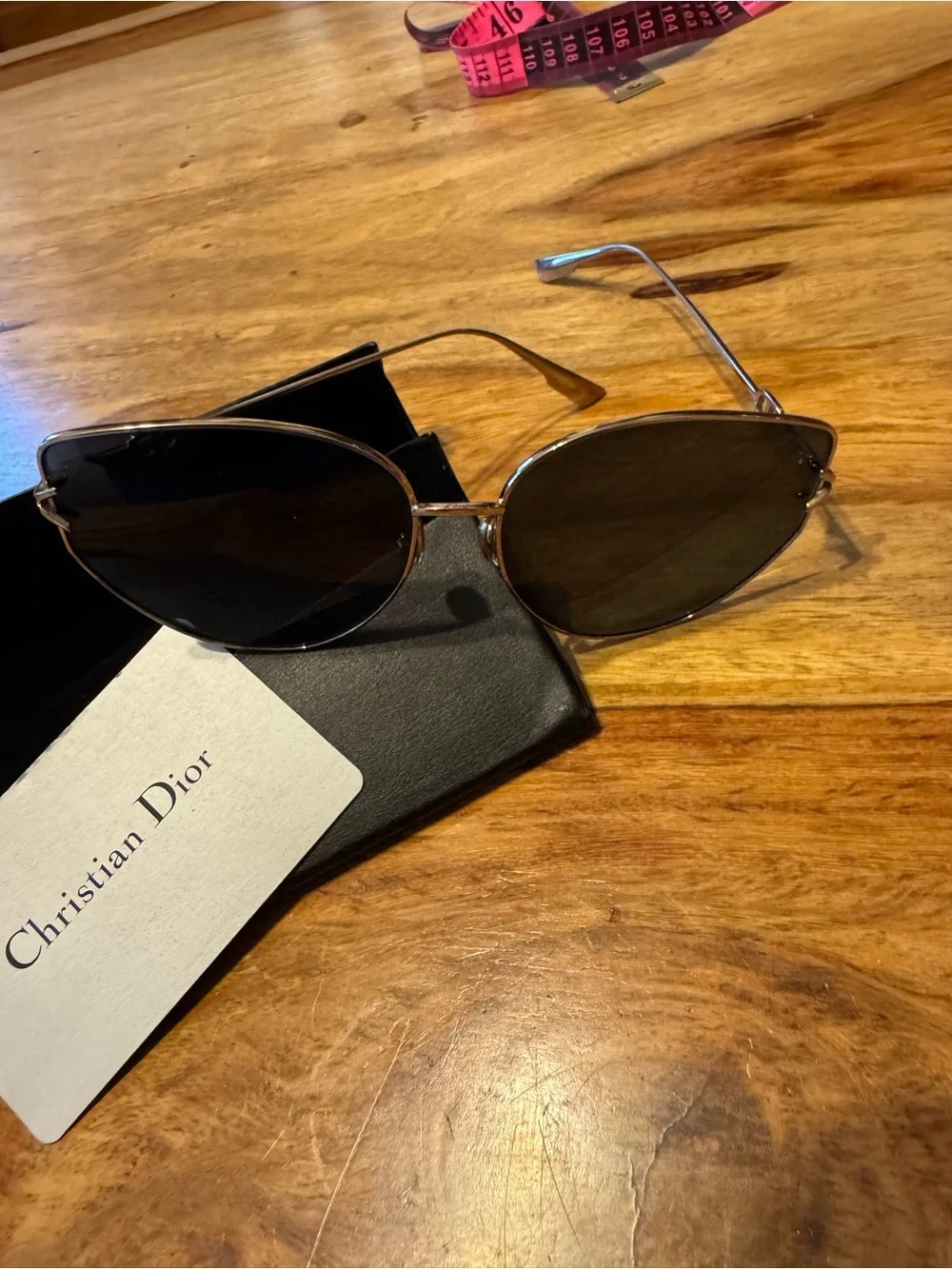 Christian Dior Oval Sunglasses in black and gold ,authentic , never used - Picture 5 of 7